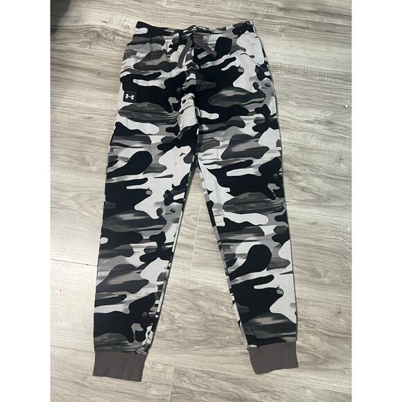 Boy's Youth Under Armour Jogger Sweats Camoflauge Pants Size Youth Large - Picture 1 of 4